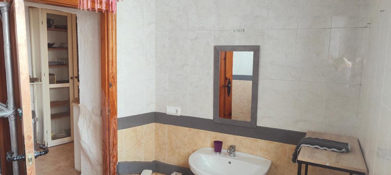 Ferienwohnung Cuevas Althea Baza Exterior foto